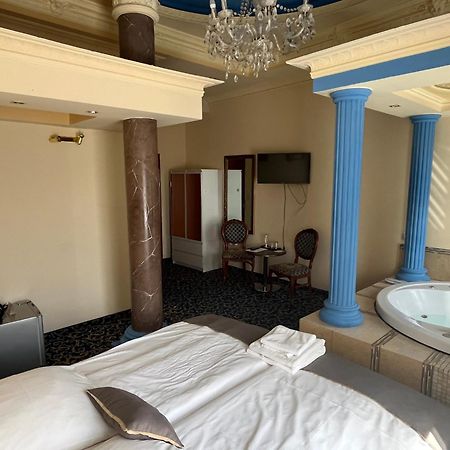 Hotel Venecia Palace Michałowice المظهر الخارجي الصورة