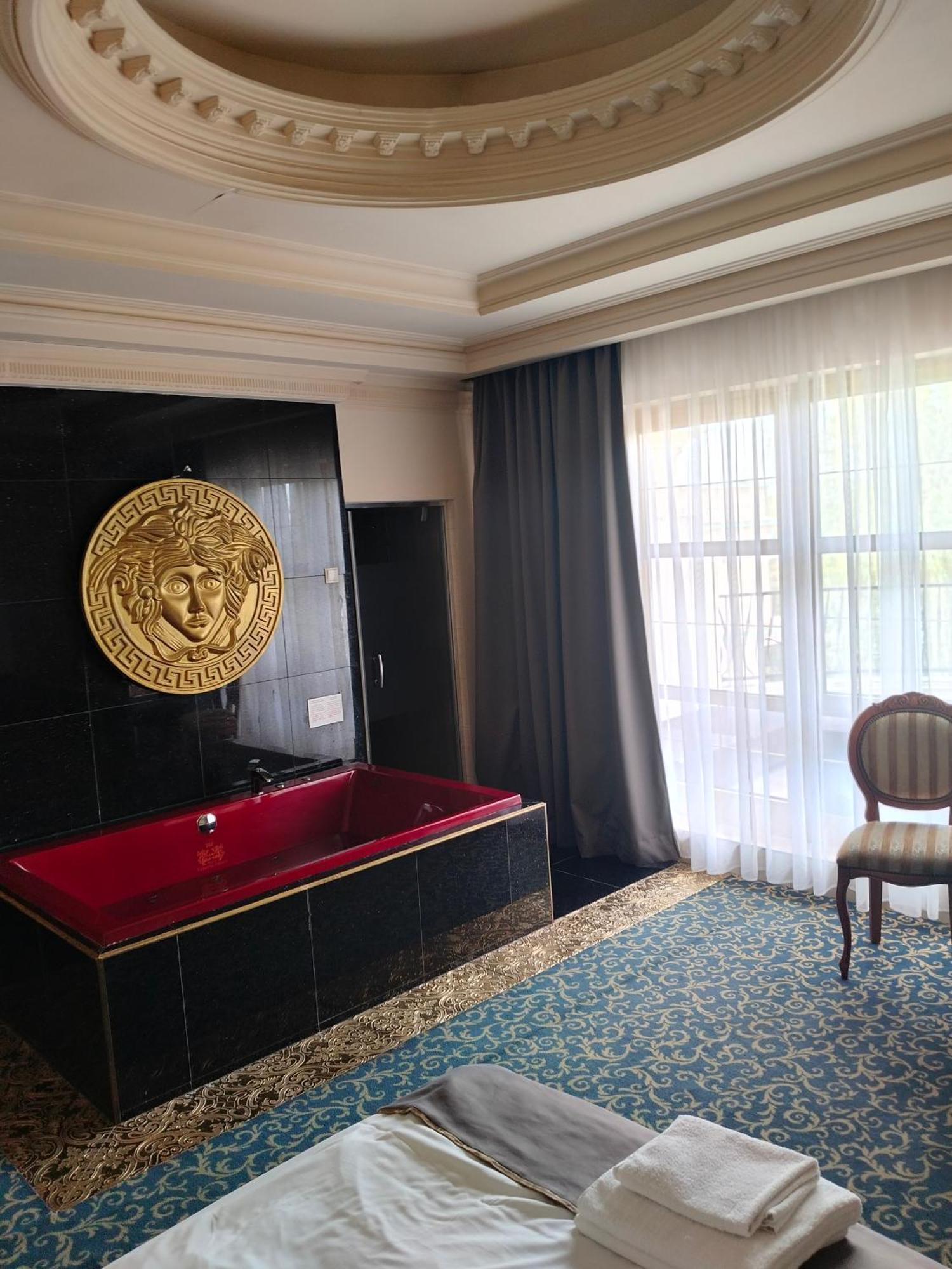 Hotel Venecia Palace Michałowice المظهر الخارجي الصورة