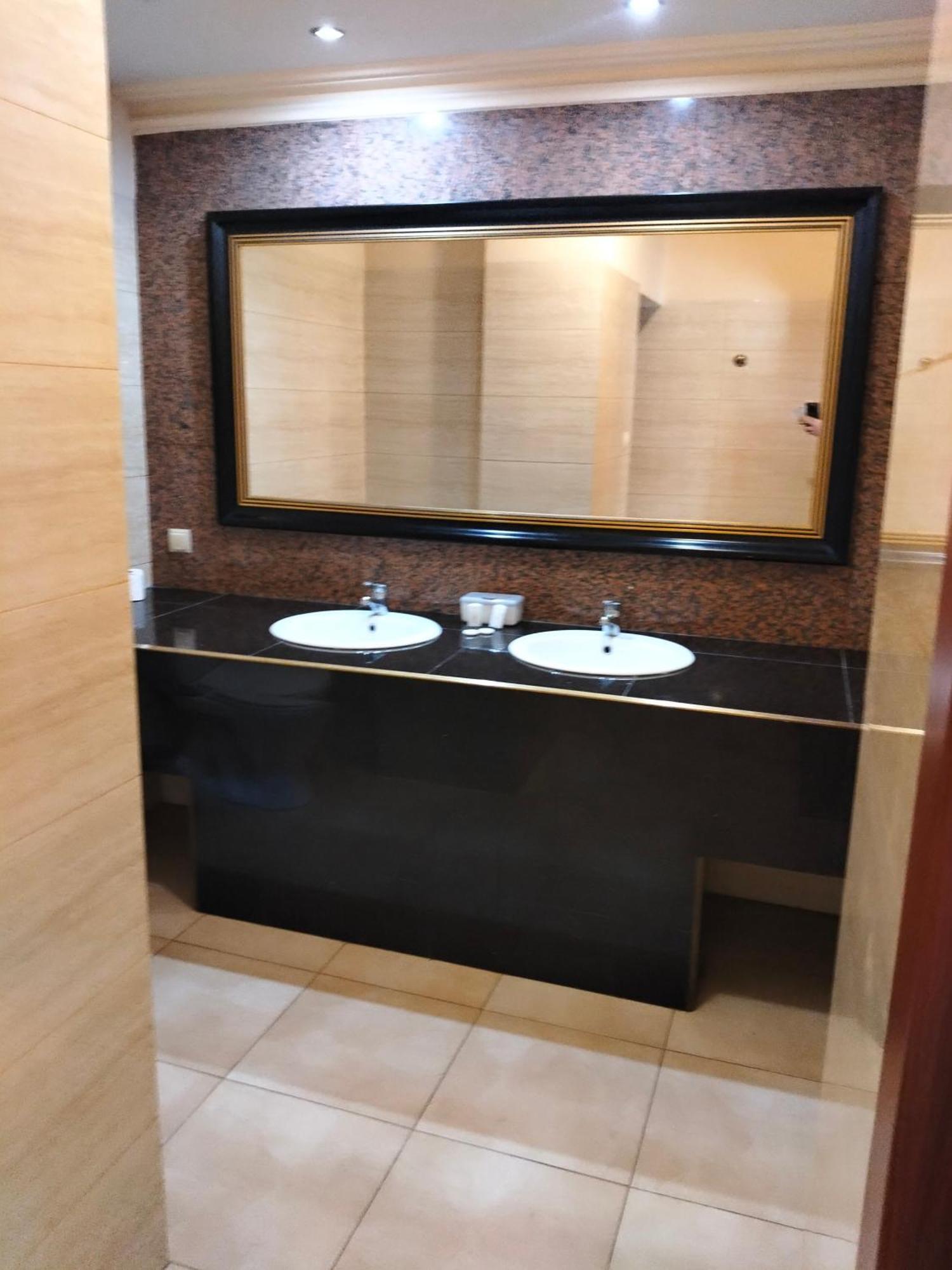 Hotel Venecia Palace Michałowice المظهر الخارجي الصورة